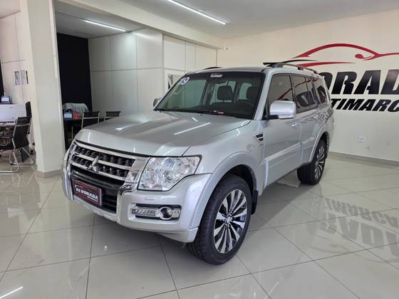 MITSUBISHI PAJERO FULL 3.2 HPE 4X4 16V TURBO INTERCOOLER DIESEL 4P AUTOMÁTICO